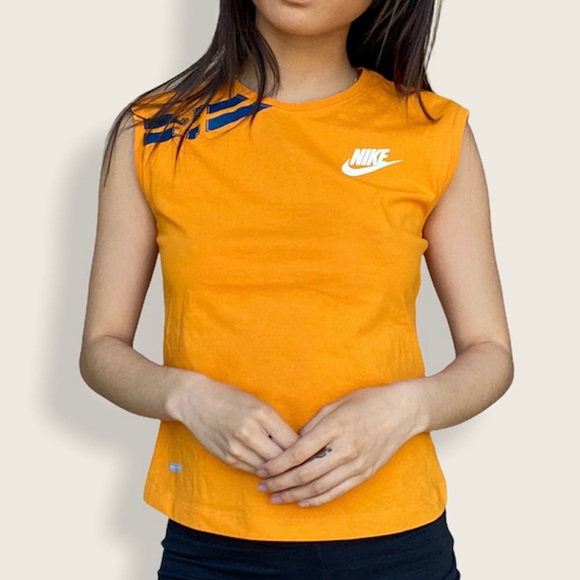 Nike Dri fit Top - Picture 1 of 6